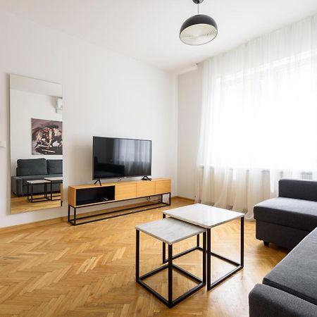 Tim 3 Apartment เบลเกรด ภายนอก รูปภาพ